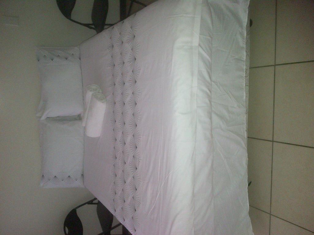 Emitem Bed & Breakfast Plettenberg Bay Room photo