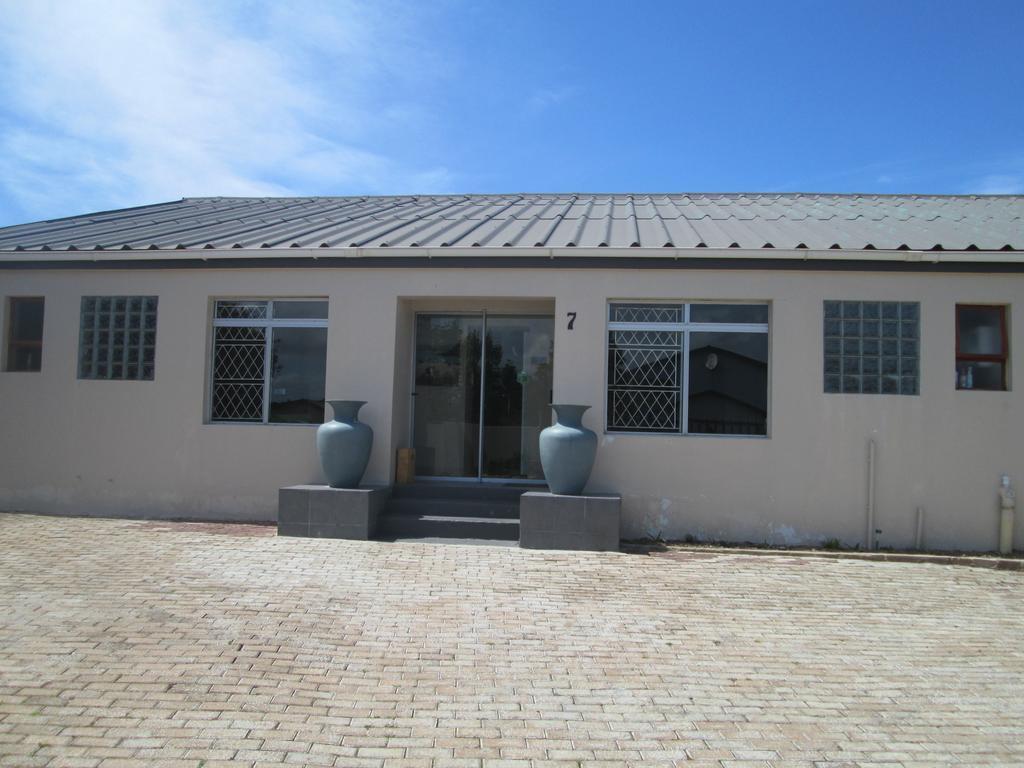 Emitem Bed & Breakfast Plettenberg Bay Exterior photo